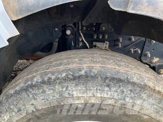 Ford F750 Цистерни за вода

