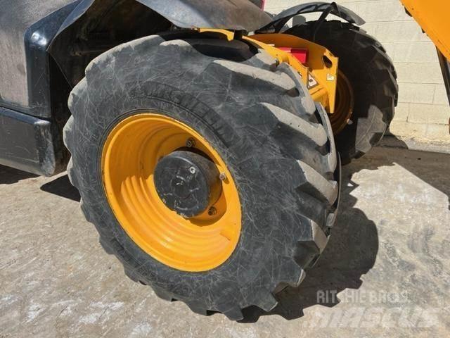 JCB 535-95 Вилични кари-повдигачи - други