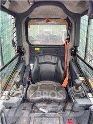John Deere 325G Мини товарачи
