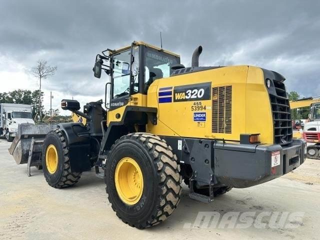 Komatsu WA320-8 Колесни товарачи