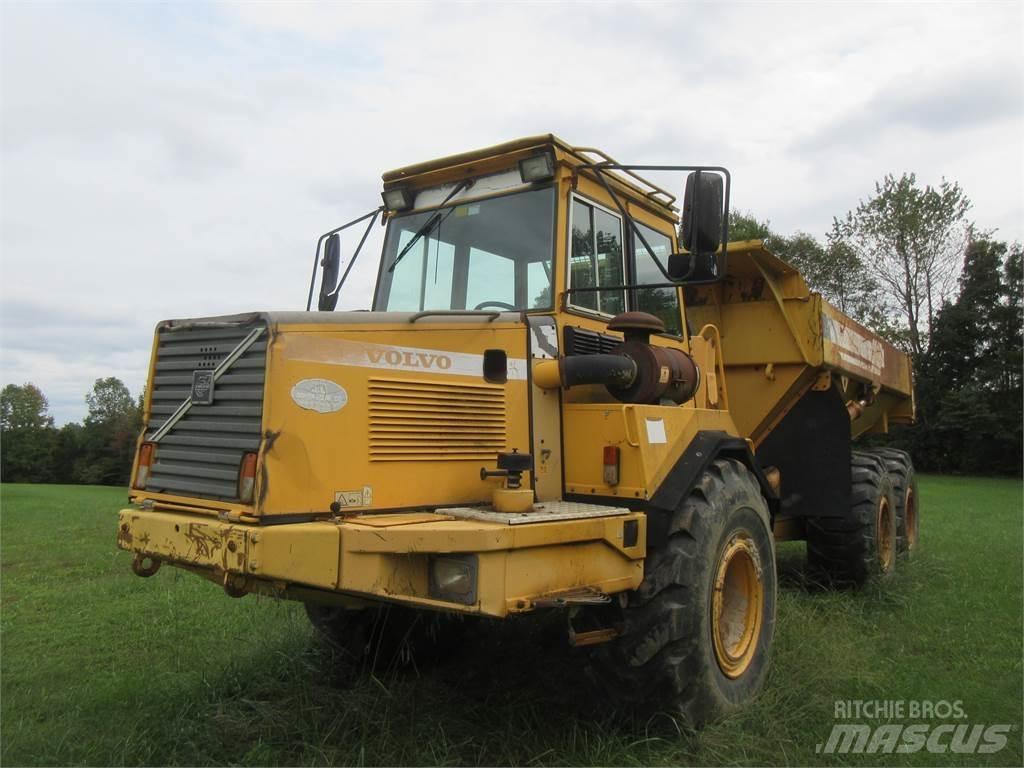 Volvo A25C Самосвал