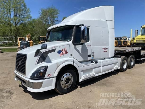 Volvo VNL64T670 Влекачи
