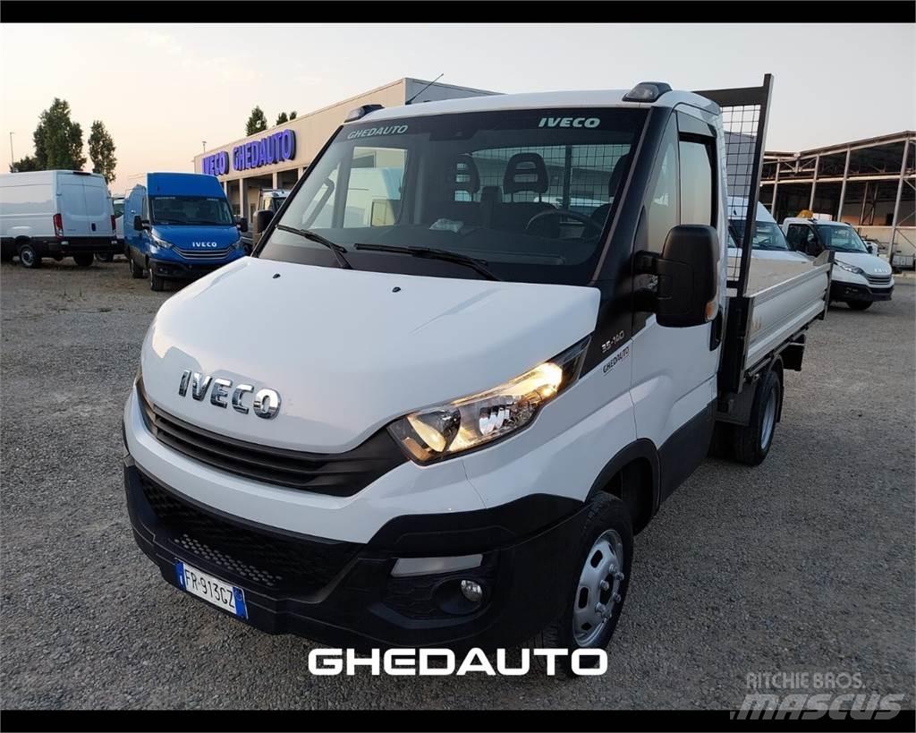 Iveco 35C14 Фургони
