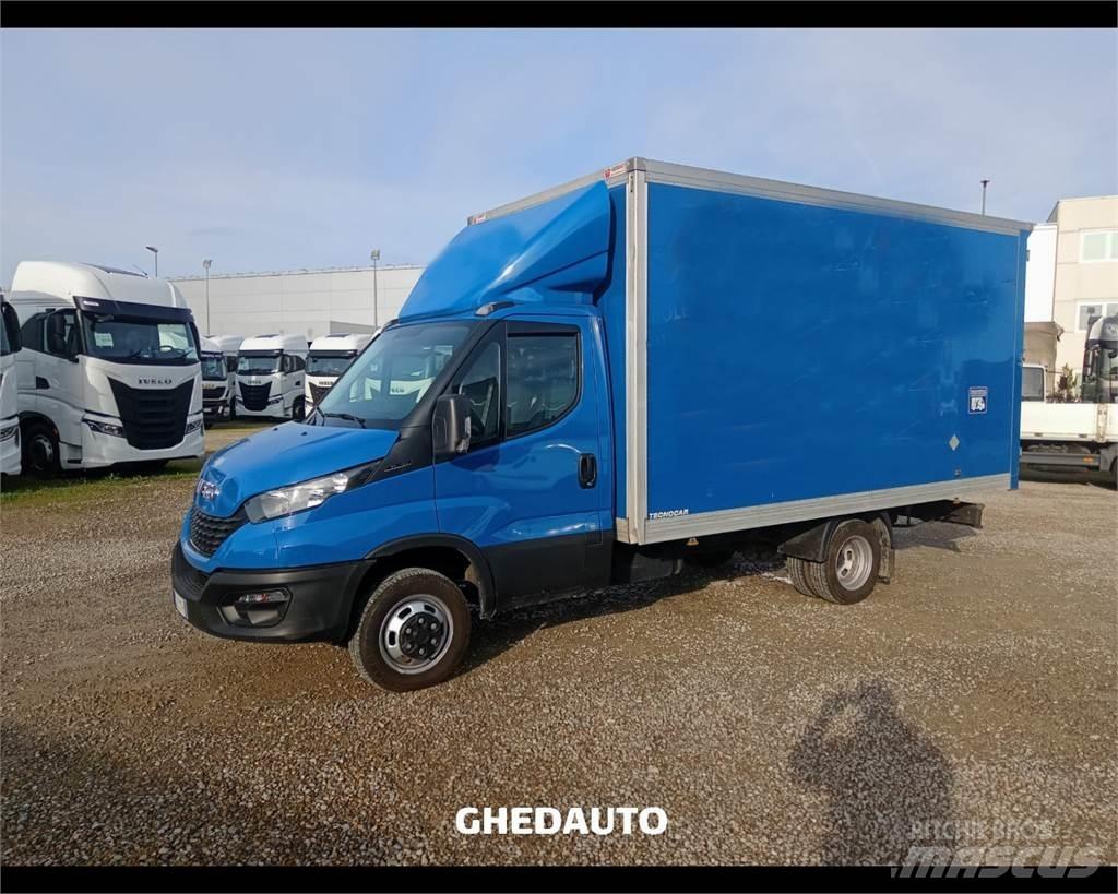 Iveco 35C16 Фургони

