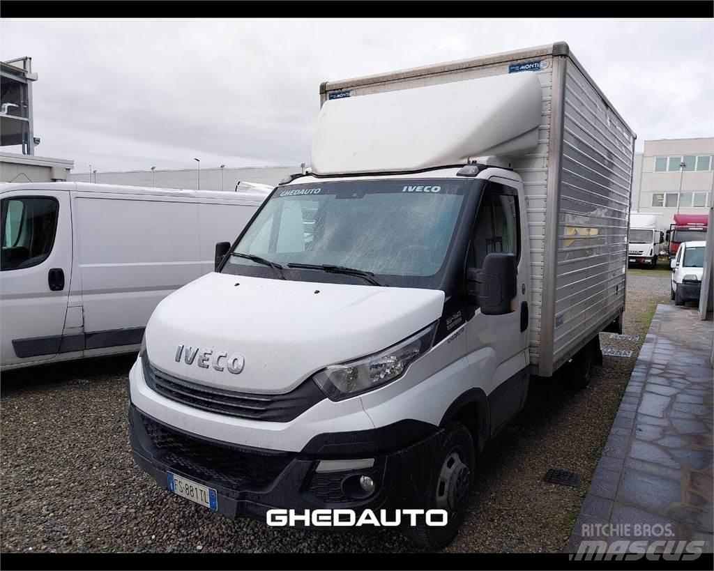 Iveco 35C18 Фургони

