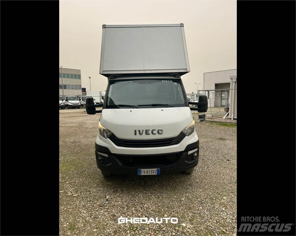 Iveco 35C18 Фургони
