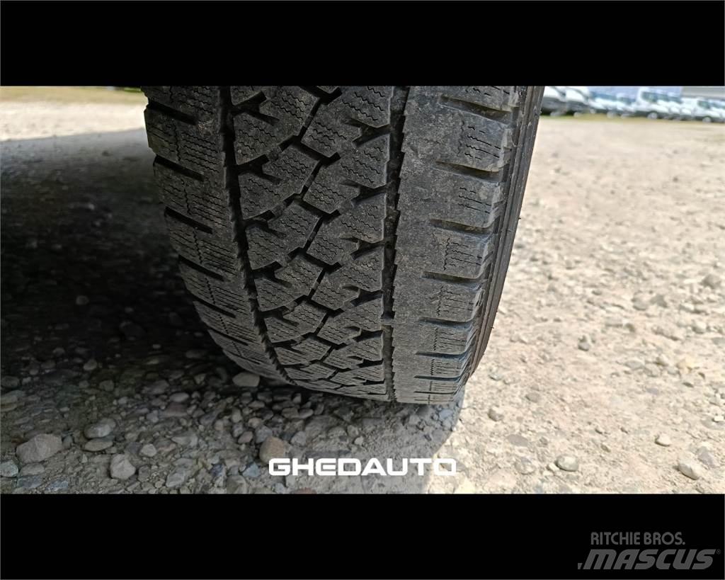 Iveco 35S16 Фургони
