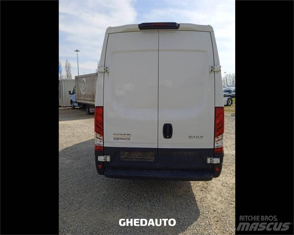Iveco 35S16S V Фургони
