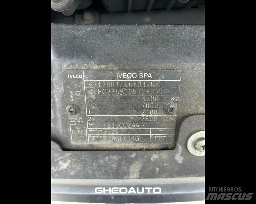 Iveco DAILY 35 Фургони
