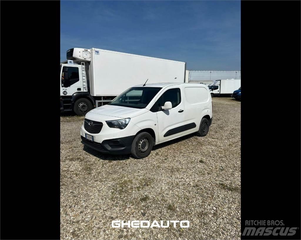 Opel Combo III 2012 Фургони
