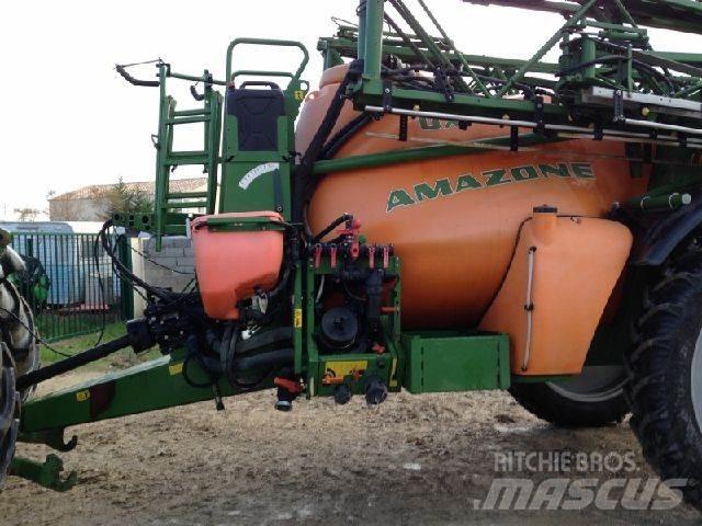 Amazone UX 4200 Прикачни пръскачки
