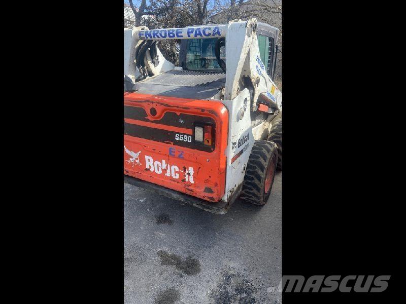 Bobcat S590 Колесни товарачи
