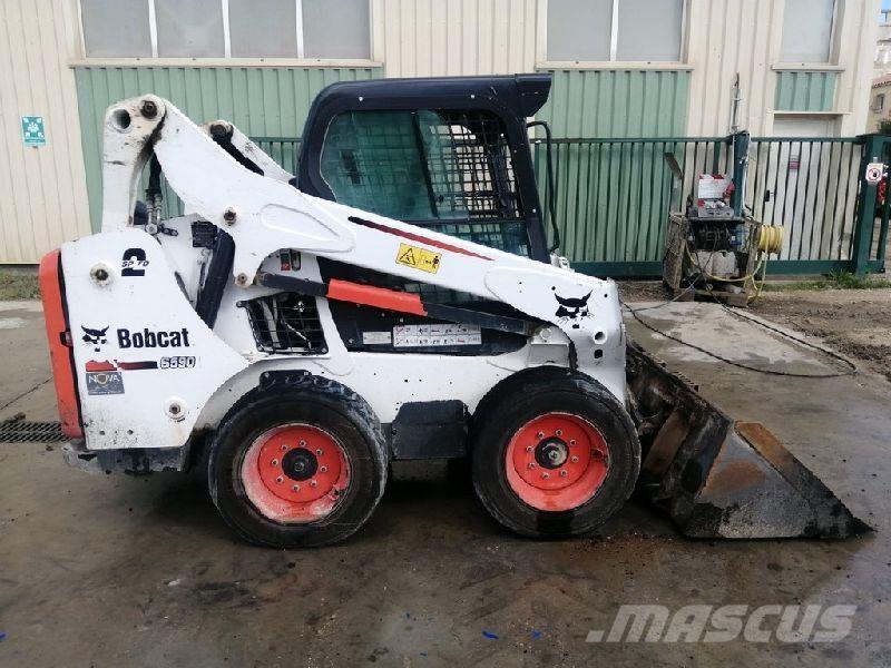 Bobcat S590 Колесни товарачи