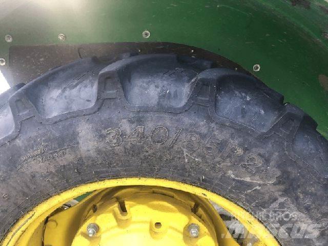 John Deere 5050E Трактори