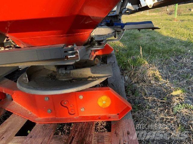 Kuhn AXIS 20.1W Минерални приспособления за разширяване на струята