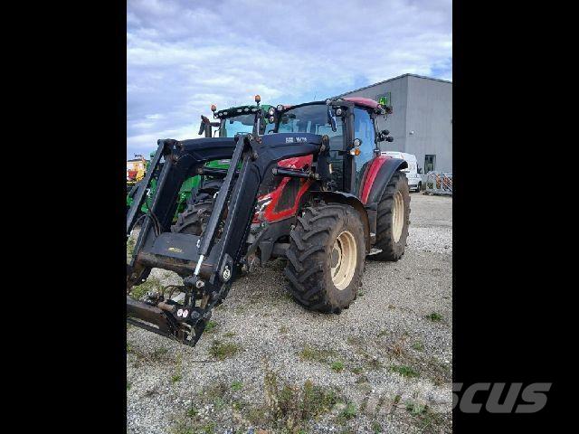 Valtra G115 Трактори