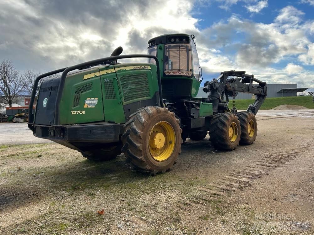 John Deere 1270E Секачи
