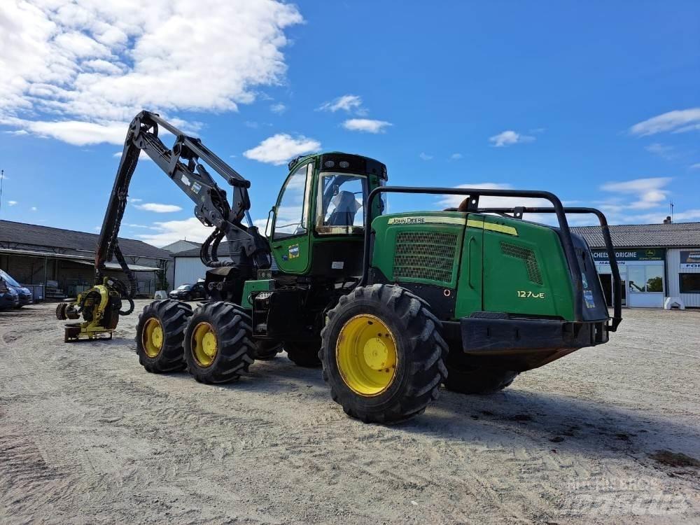 John Deere 1270E Секачи
