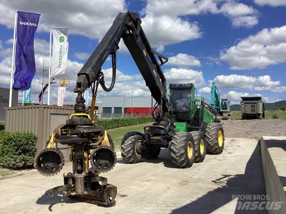 John Deere 1470G Секачи
