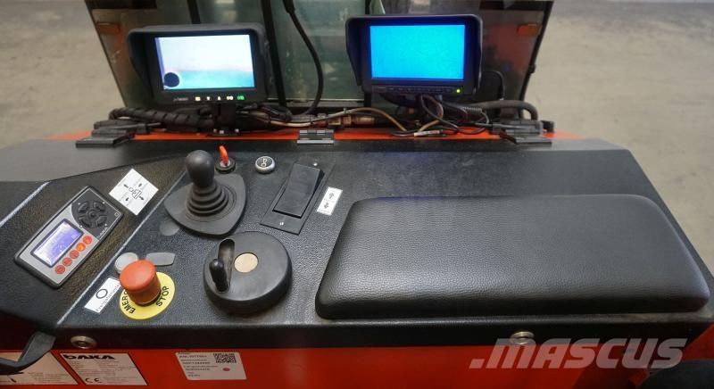 Baka EFV2500SO Самоходни товарачи