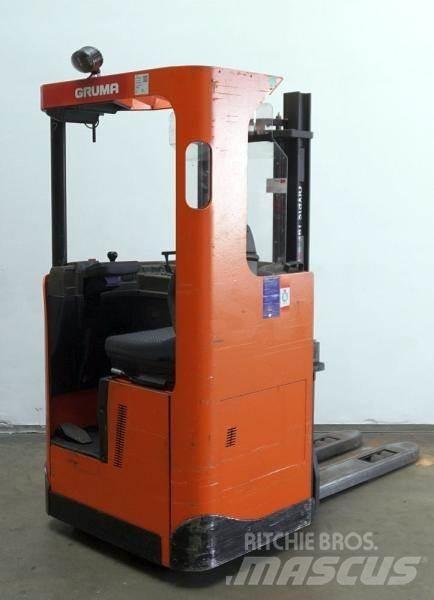 BT SRE135 Самоходни товарачи