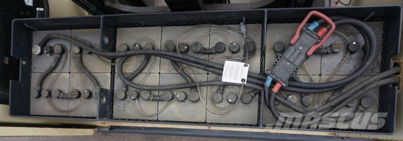 Hubtex S40E Страничен товарач