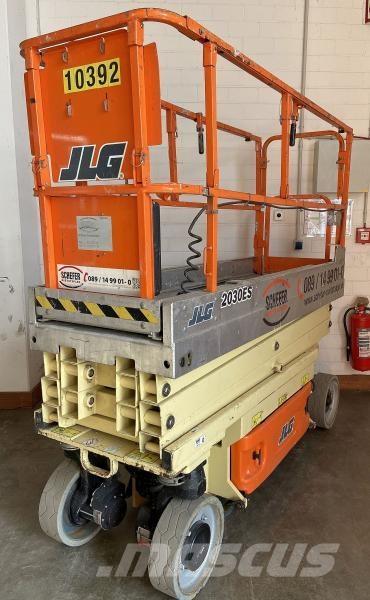 JLG 2030ES Съчленени стрелови подемници