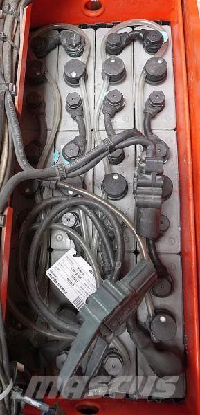 Linde E 10 334 Вилични кари-повдигачи - други