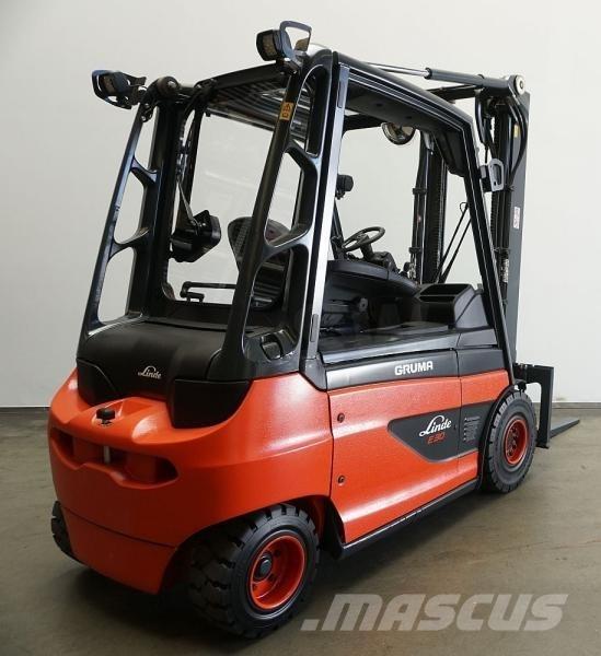 Linde E 30 387 Електрически вилични кари-повдигачи