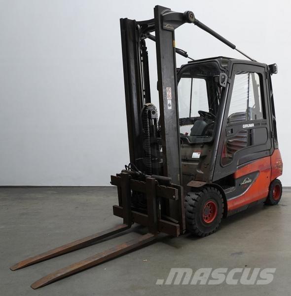 Linde E 30 387 Електрически вилични кари-повдигачи
