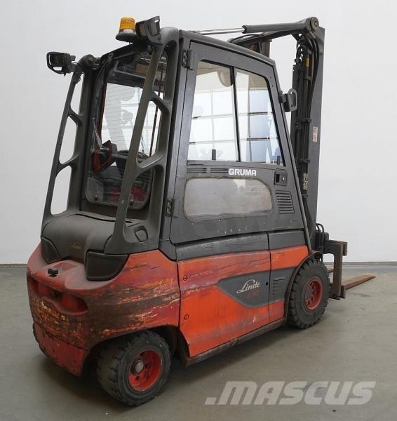Linde E 30 387 Електрически вилични кари-повдигачи