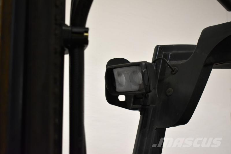 Linde E 30 387 Електрически вилични кари-повдигачи