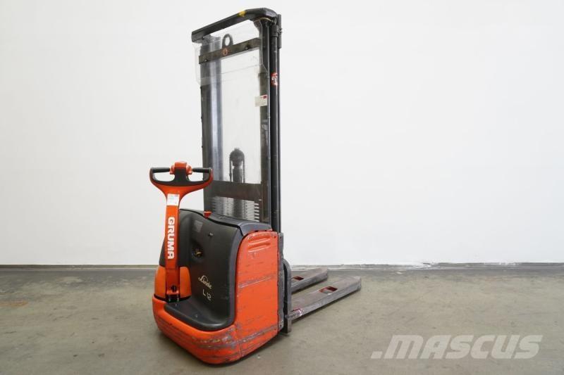 Linde L 12 379 Самоходни товарачи
