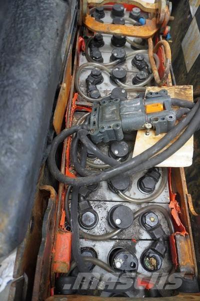 Linde N 20 132 Машини за комисиониране нископовдигачи