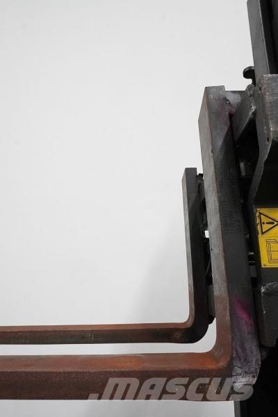 Still FM-X17 Ретрак/ Високоповдигач с изместване на вилката напред