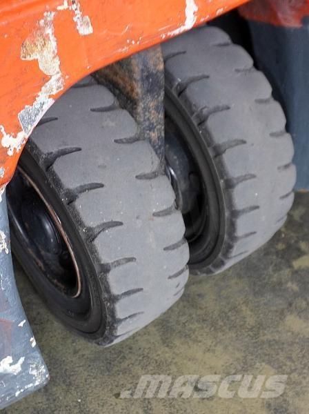 Toyota 7FBEF16 Вилични кари-повдигачи - други