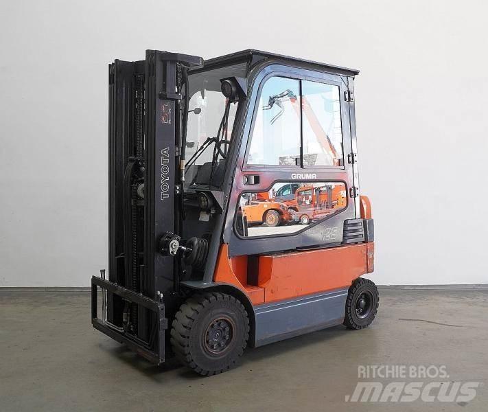 Toyota 7FBMF25 Вилични кари-повдигачи - други