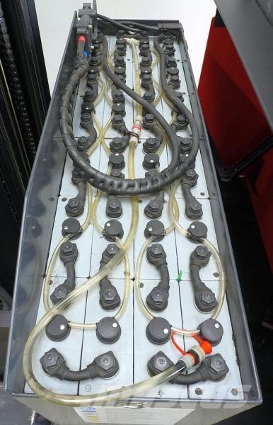 Toyota 7FBRE16 Ретрак/ Високоповдигач с изместване на вилката напред