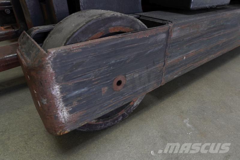 Toyota RRE1/15 Ретрак/ Високоповдигач с изместване на вилката напред