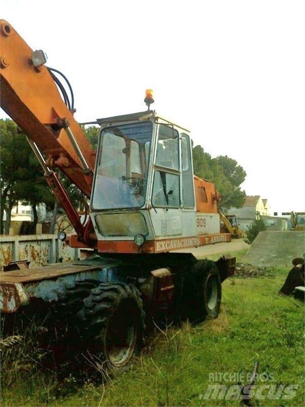  GURIA  90 Колесни екскаватори