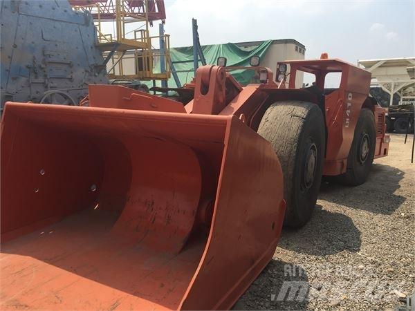 Sandvik LH410 Подземни товарачи