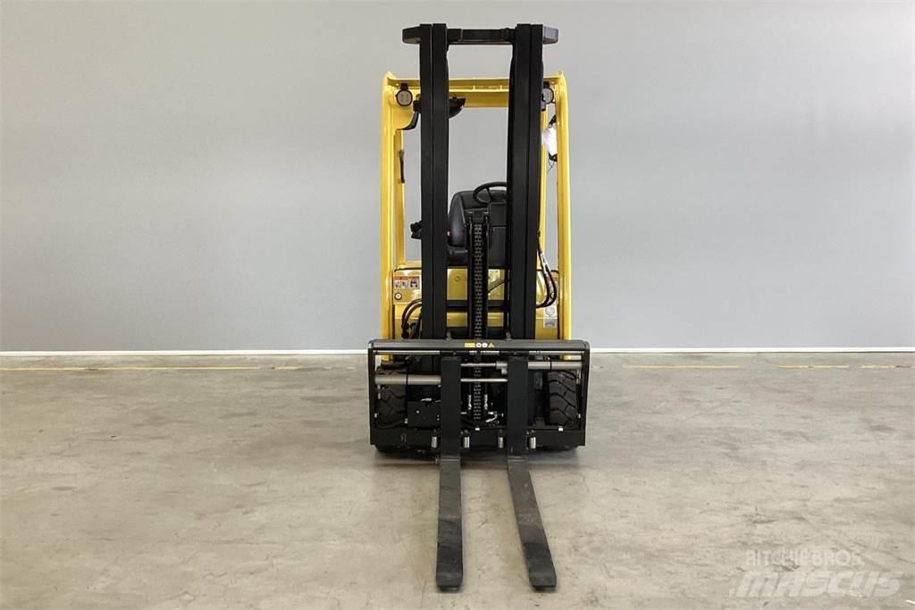 Hyster J1.8XNT Електрически вилични кари-повдигачи