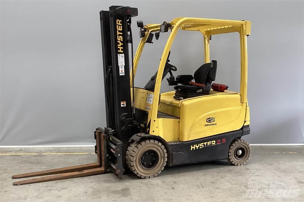 Hyster J2.5XN Електрически вилични кари-повдигачи