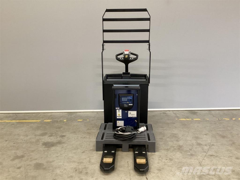 Hyster P2.0 Колички високоповдигачи с теглич