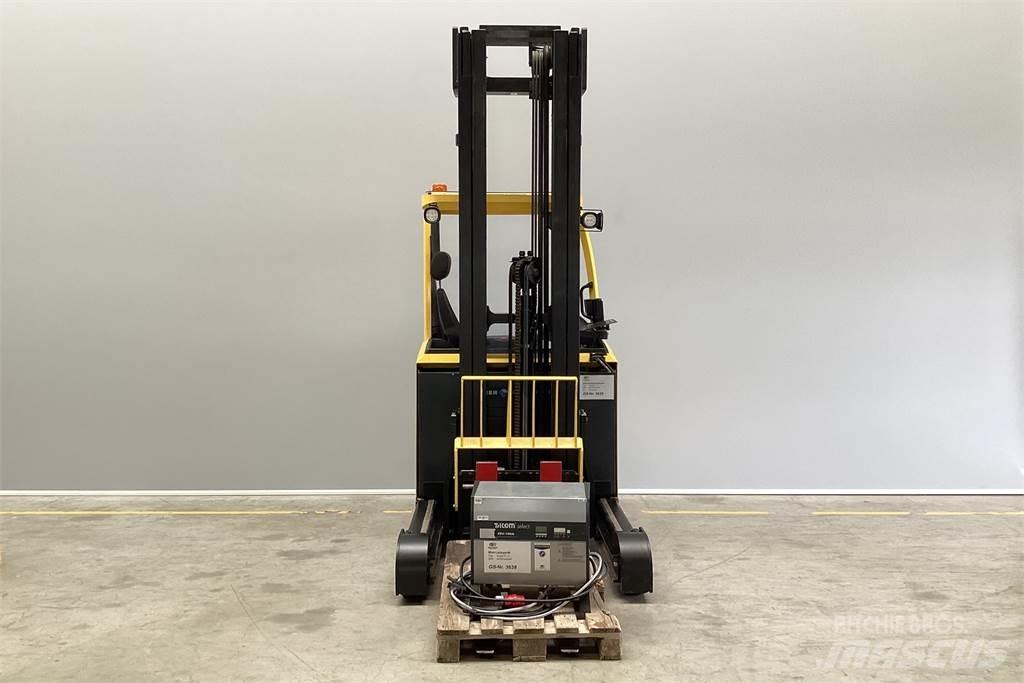 Hyster R1.4 Ретрак/ Високоповдигач с изместване на вилката напред