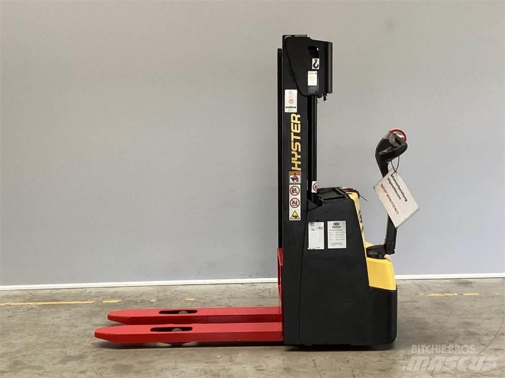 Hyster S1.0 Колички високоповдигачи с теглич
