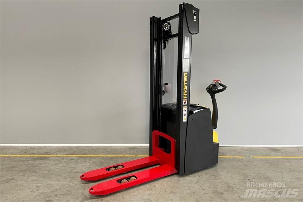 Hyster S1.6 Колички високоповдигачи с теглич