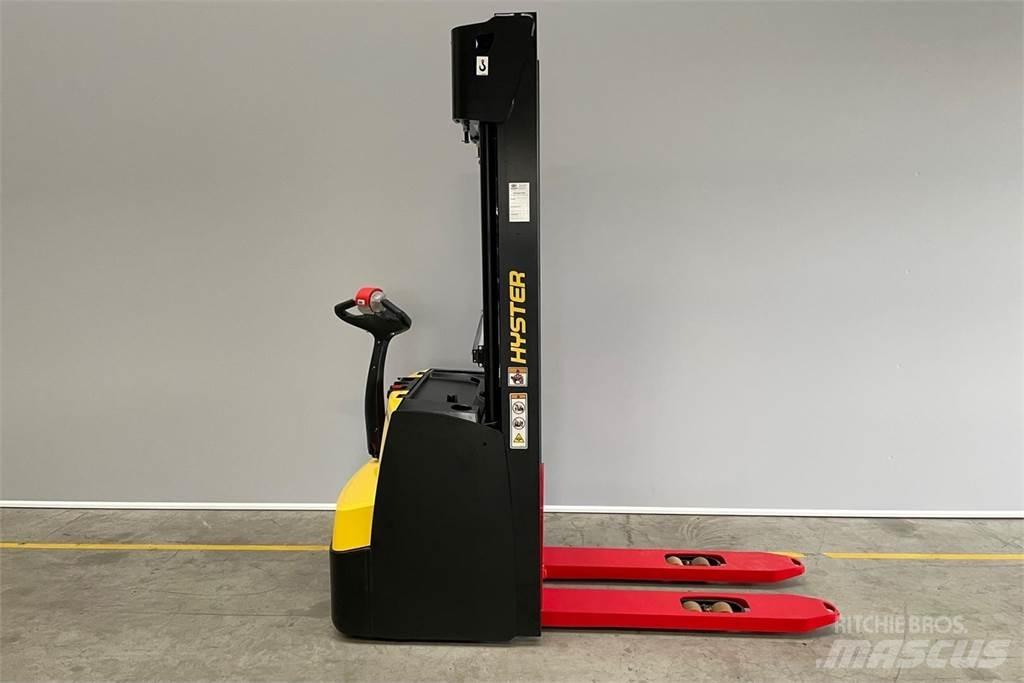 Hyster S1.6 Колички високоповдигачи с теглич