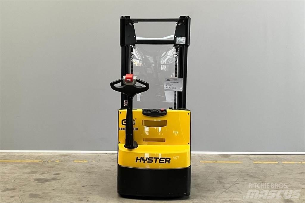 Hyster S1.6 Колички високоповдигачи с теглич