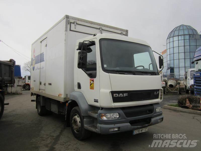 DAF LF 220 Камиони за превоз на животни